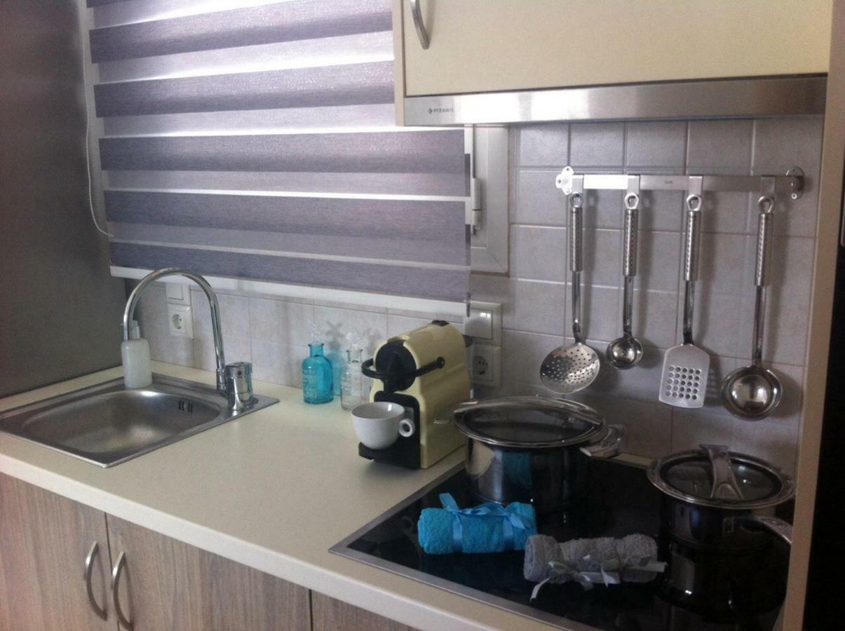 7th Floor Stunning View Penthouse In Apartment Piraeus